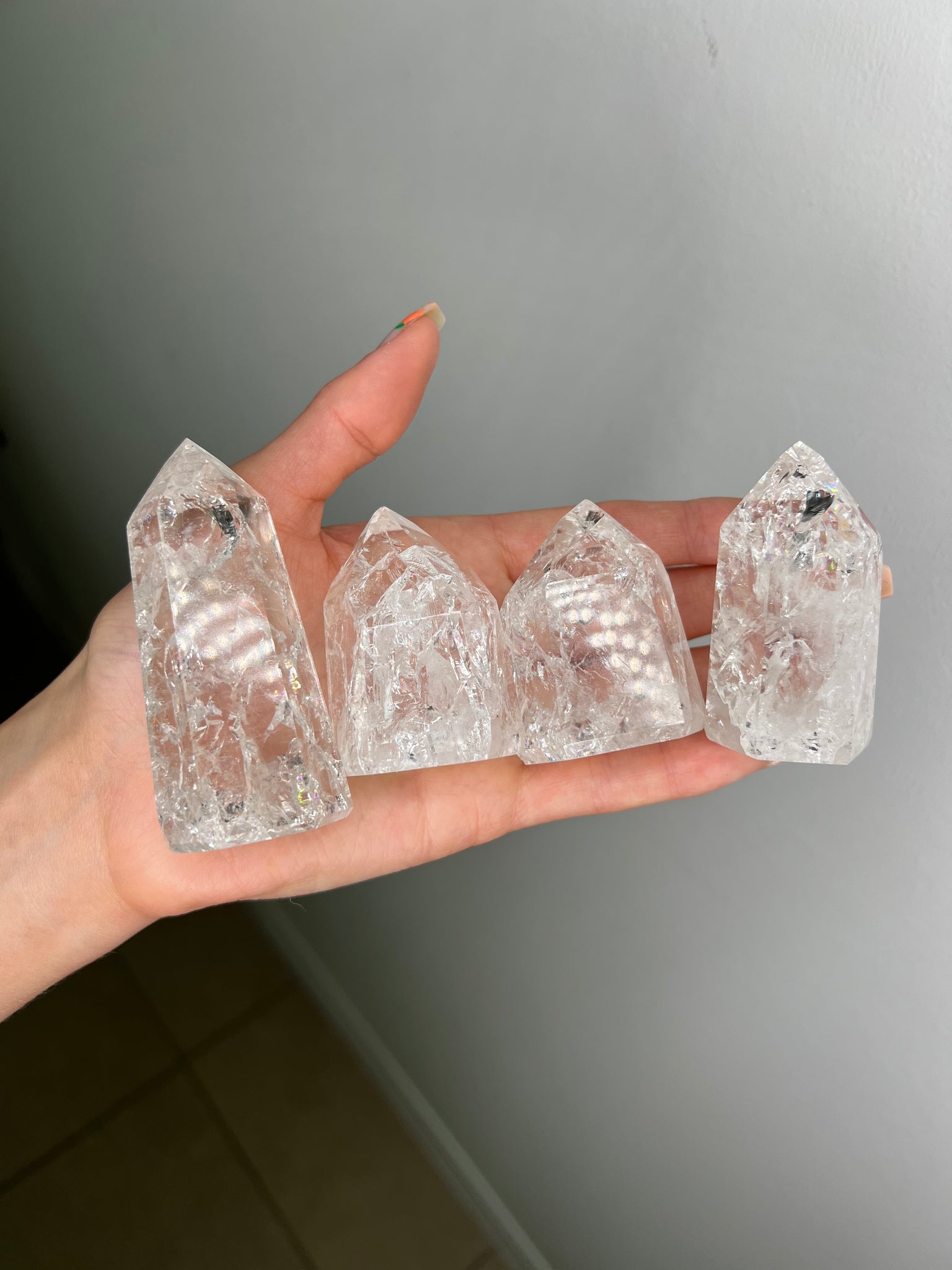 Crackle Quartz Tower