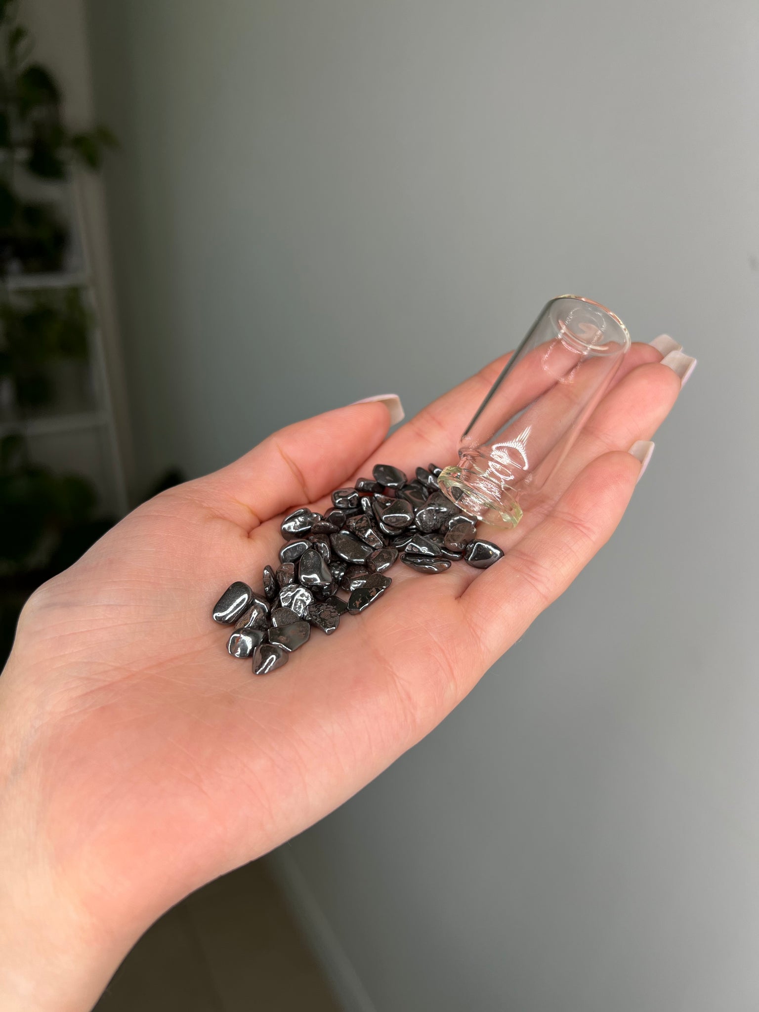 Hematite w/ Iron Pebble Jar - Add-on