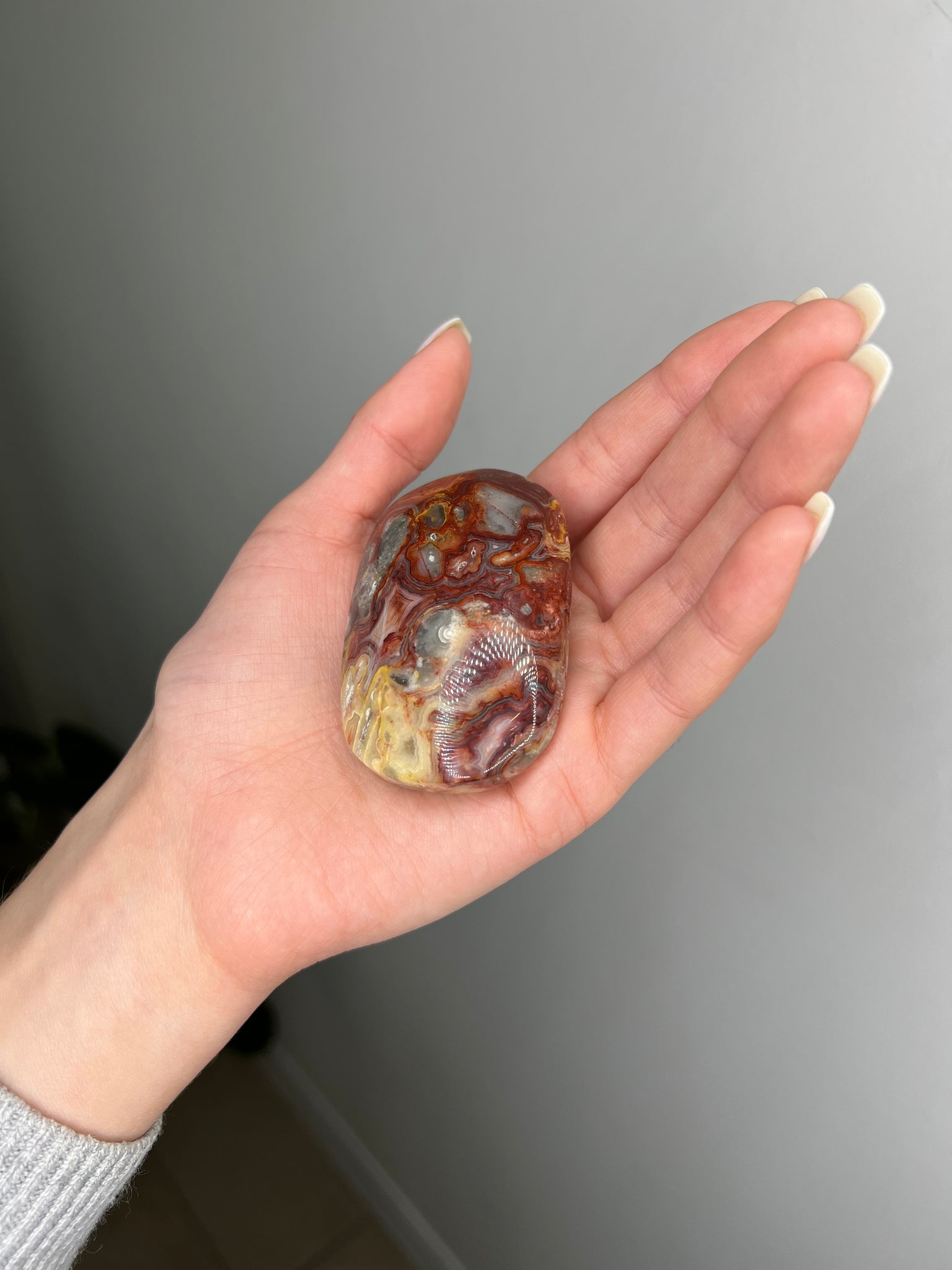 Crazy Laced Agate Palmstone