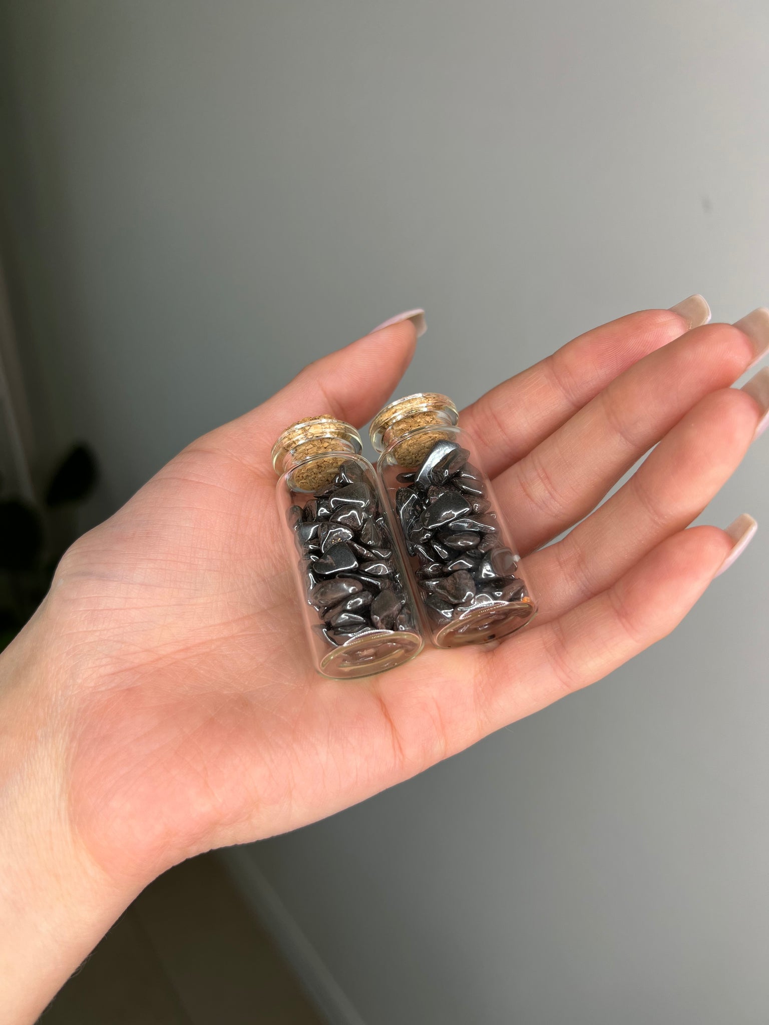 Hematite w/ Iron Pebble Jar - Add-on