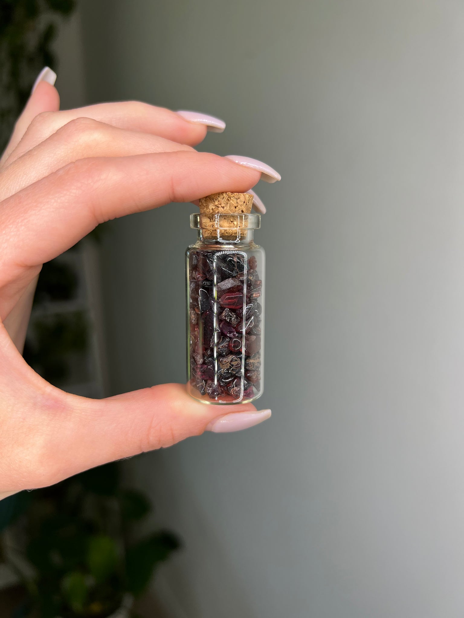 Garnet Pebble Jar