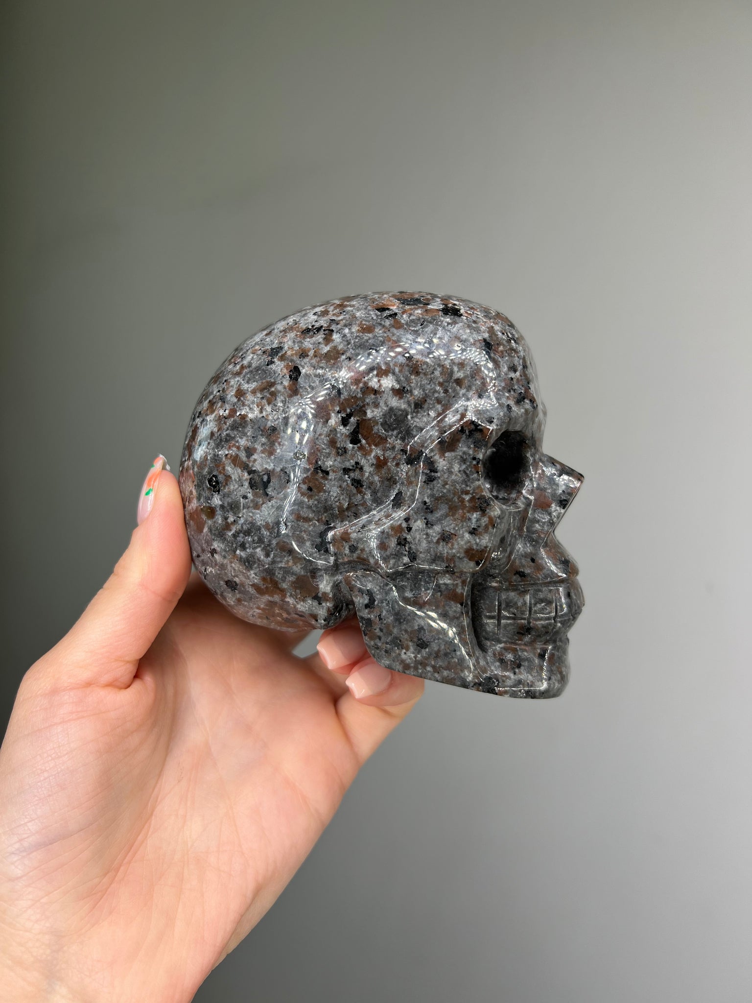 UV Reactive Yooperlite Skull