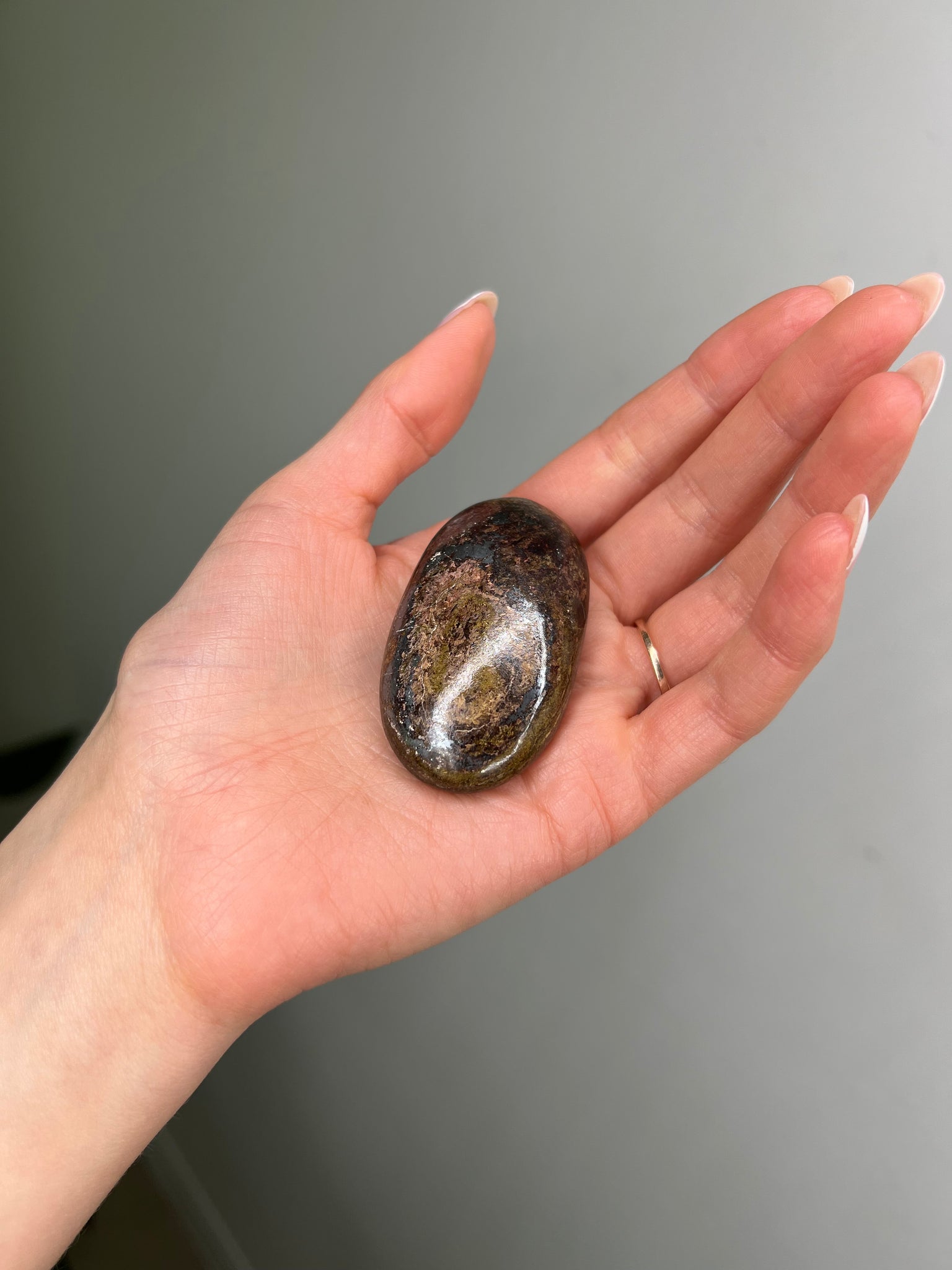 Bronzite Palmstone